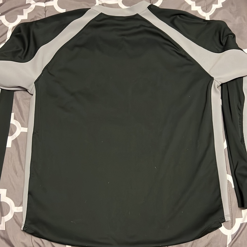 Nike Dry Fit Shirt - Picture 4 of 5